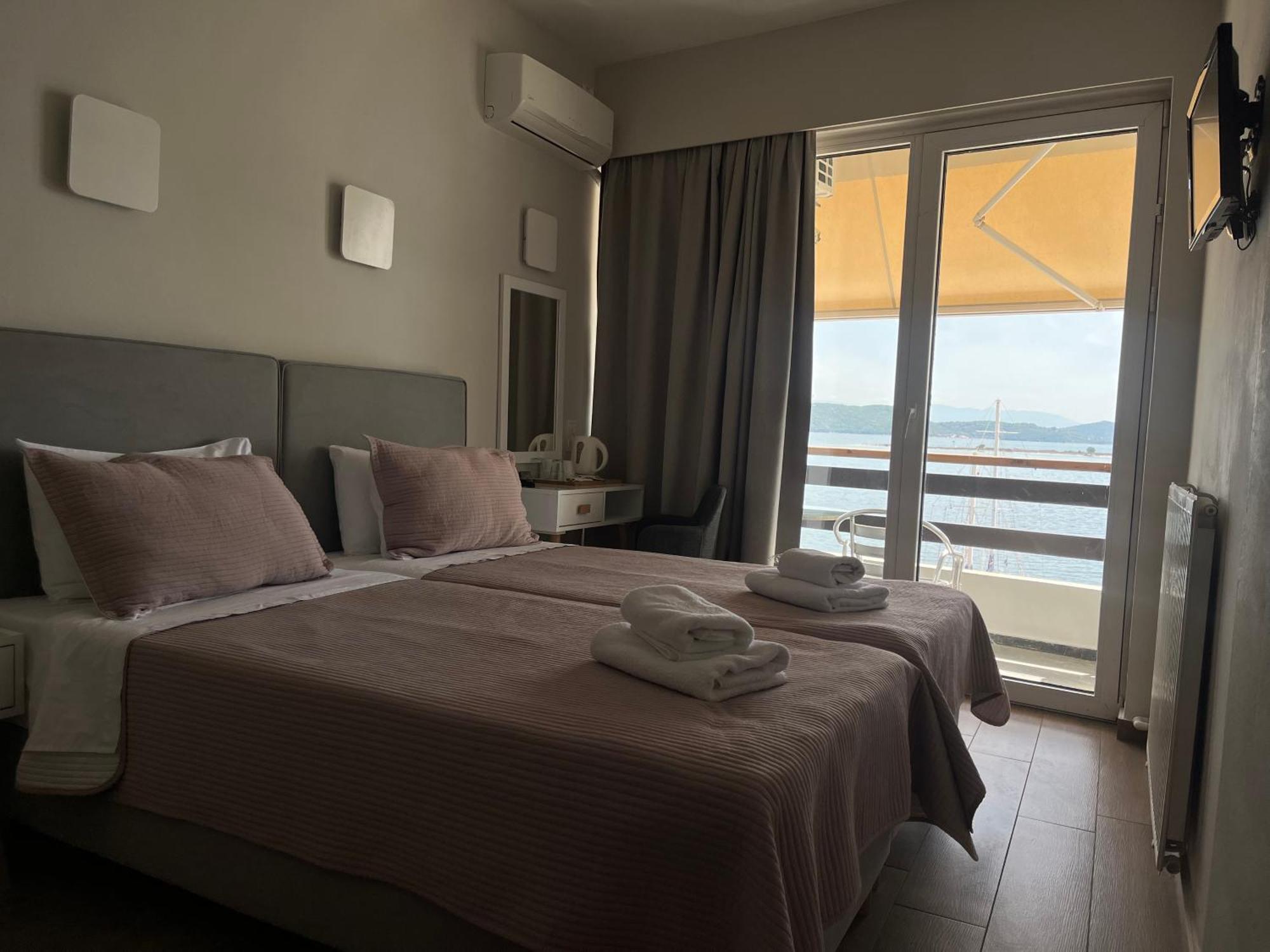 Hotel Avra Превеза Екстериор снимка