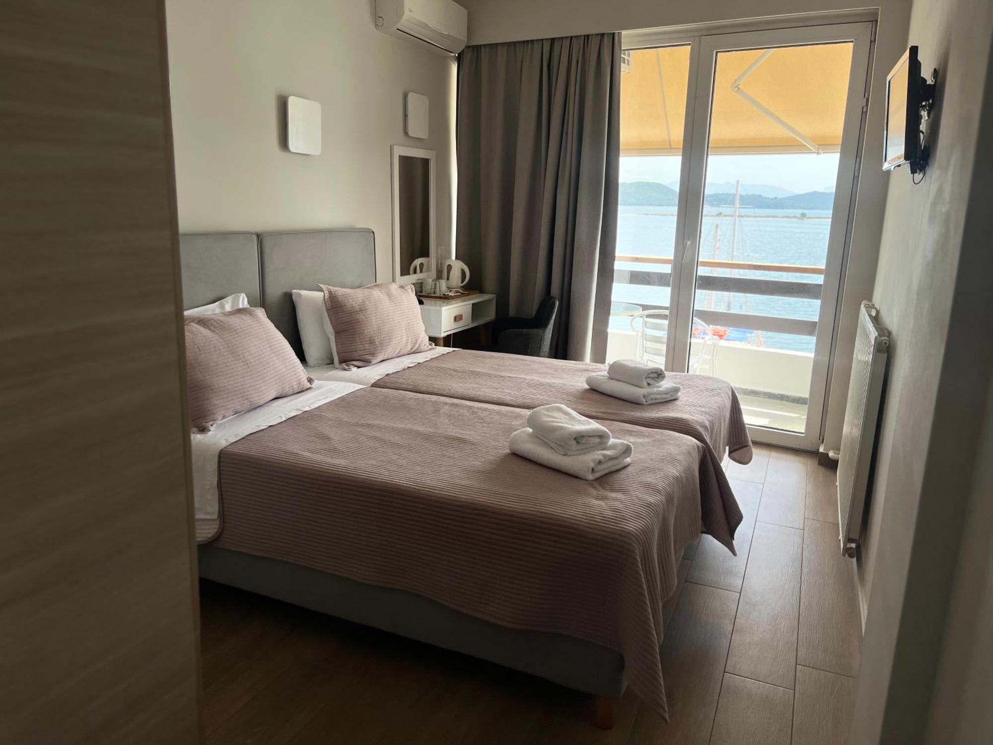 Hotel Avra Превеза Екстериор снимка